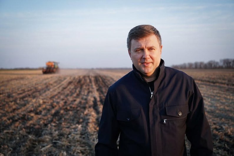 Ексміністр Коваль судиться з НАЗК через квартиру тещі, гроші на яку нібито позичав адвокат-кінобізнесмен