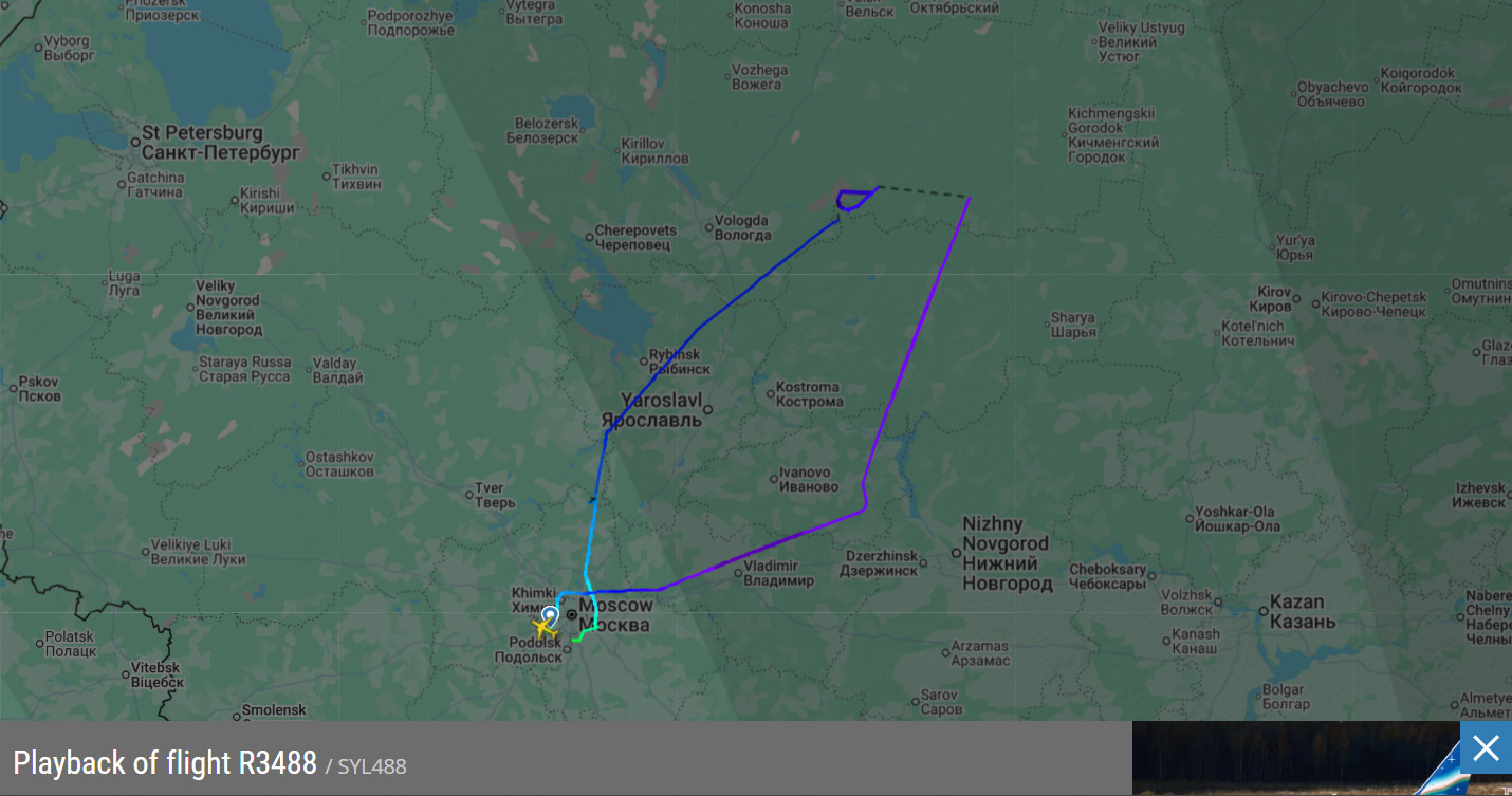 Маршрут повернення авіарейсу Петербург – Якутськ до аеропорту Внуково